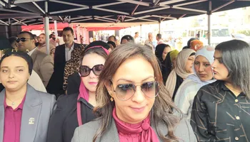 مشاركة السيدات والفتيات في الانتخابات 