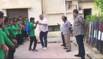 معلم يصفع طالب في الإسكندرية