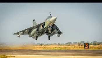 مقاتلة هندية