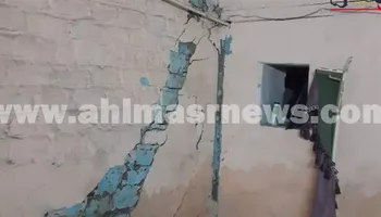 منازل آيلة للسقوط 