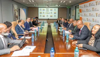 وزير الاستثمار 