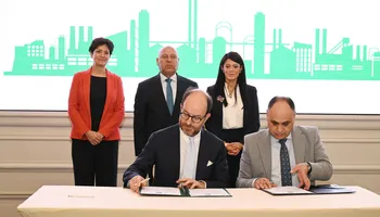 وزير الصناعة