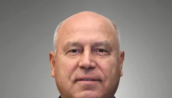 وزير الصناعة والنقل