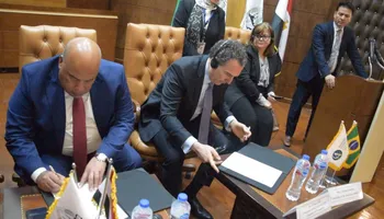 أيمن العشري رئيس غرفة القاهرة و وليم ديب رئيس الغرفة التجارية العربية البرازيلية