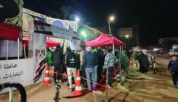 إحدى اللجان