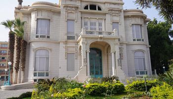 جامعة عين شمس 