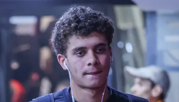 حمزة عبد الكريم 