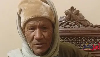 الأستاذ محمد عبد العال معلم الكيمياء في دولة اليمن 