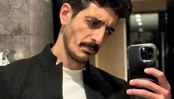 البلوجر شاكر محظور