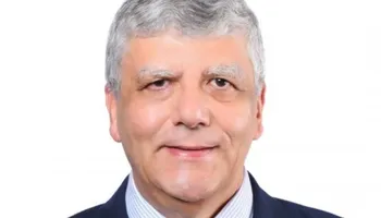 الدكتور عمرو عدلي 