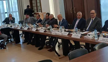 الغرف التجارية مع مصلحة الجمارك 