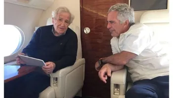 تشومسكي مع تاجر الجنس جيفري إبستين