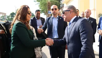 جانب من استقبال محافظ الإسماعيلية لوزيرة التنمية المحلية 