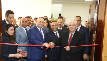 جانب من الافتتاح 