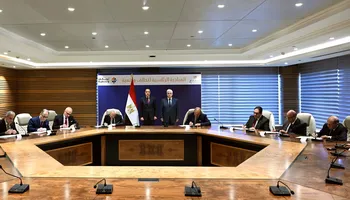 جانب من التوقيع