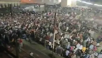 جانب من الجنازة 