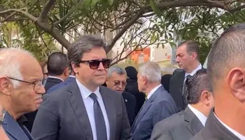 جانب من تشييع الجنازة