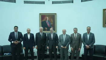 وزير المالية 