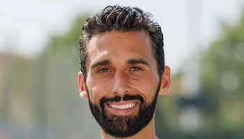 ألفارو أربيلوا 