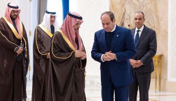 الرئيس السيسي يستقبل وزير الخارجية لاسعودي