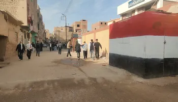 الطلاب أمام اللجنه 