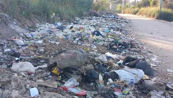 تراكم القمامه 