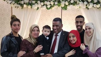 سيدة تستغيث بعد اتهام أسرة طليقها باحتجاز نجلها والتعدي عليها