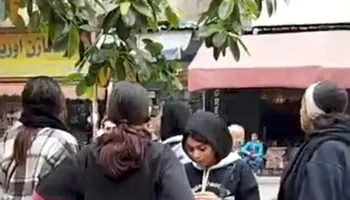 طالبات الشهادة الإعدادية عقب انتهاء الامتحان