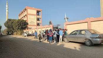 طلاب الشهادة الاعدادية 