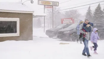 عاصفة ثلجية