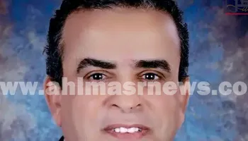 عميد كلية الألسن جامعة سوهاج 