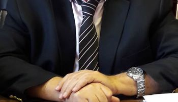  الدكتور حسين محمد أحمد عيسى