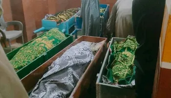 6 نعوش من عائلة واحدة 