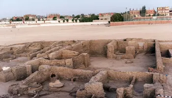 الاكتشافات الأثرية بقنا 