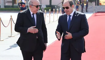 الرئيس السيسي ونظيره الجزائري