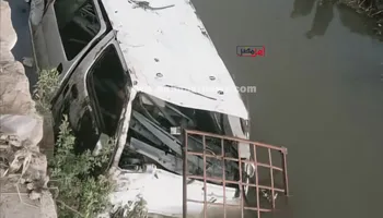 حادث انقلاب ميكروباص