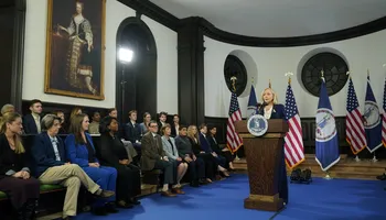 حاكمة ولاية فيرجينيا