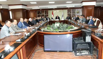 لقاء محافظ بنى سويف والنواب 