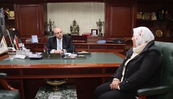 محافظ بنى سويف ووكيل وزارة التربية والتعليم 