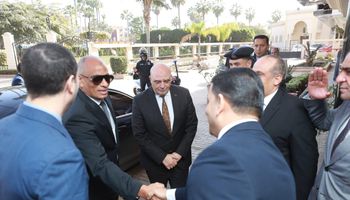 محافظ كفر الشيخ الجديد يصل إلى ديوان عام المحافظة لمباشرة عمله 