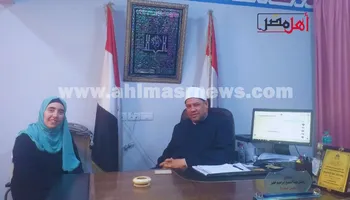 محررة أهل مصر أثناء حوارها مع وكيل وزارة الأوقاف بكفر الشيخ 