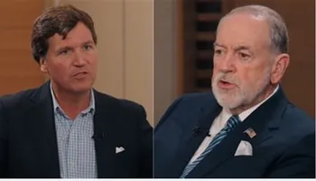 مقابلة هاكابي وكارلسون