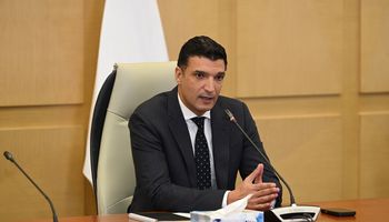 وزير الصناعة