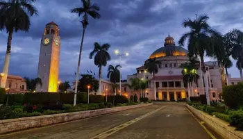 جامعة القاهرة 