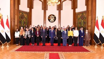 جانب من لقاء الرئيس السيسي بالأمهات المثاليات لعام 2026