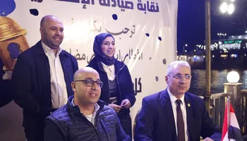 أثناء توقيع البروتوكل