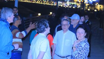 السياح بالممشى السياحى ببنى سويف 