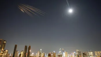 الصواريخ العنقودية