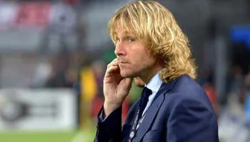 بافل نيدفيد