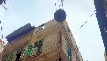 عقار الجمرك المنهار